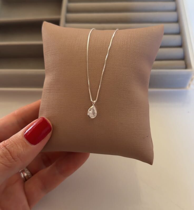 colar gota 45 cm