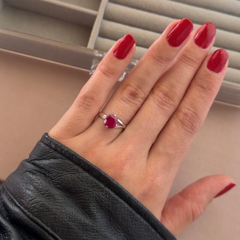 anel zirconia pink