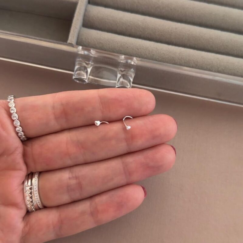 Piercing nariz coração liso
