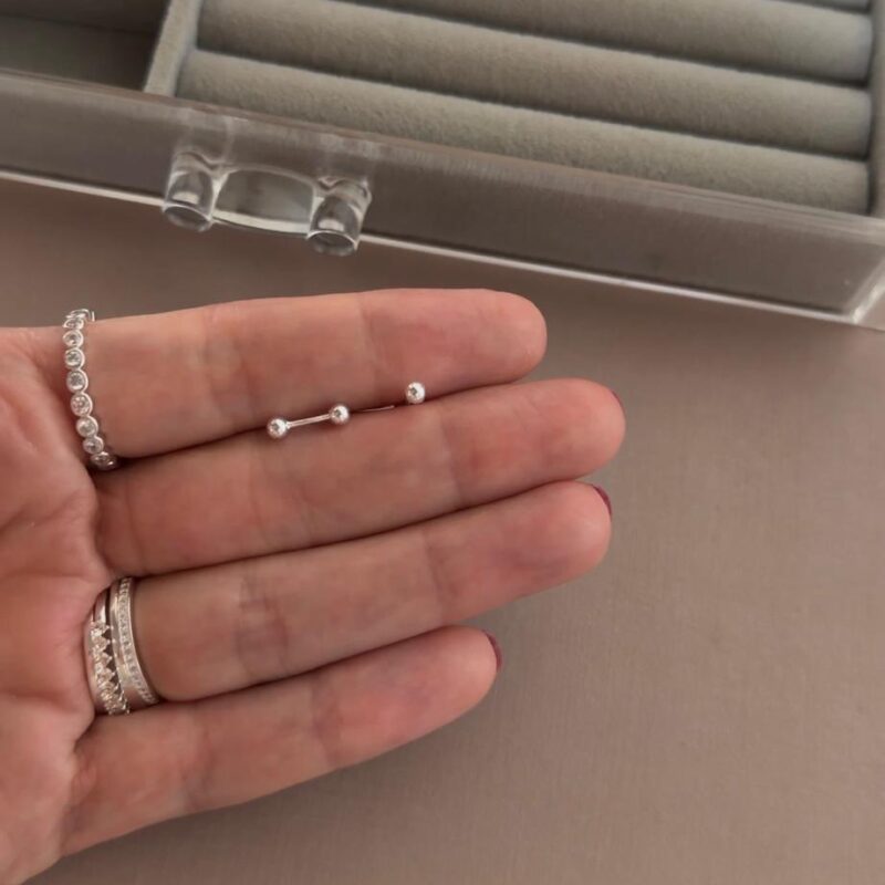 Piercing bolinha trágus