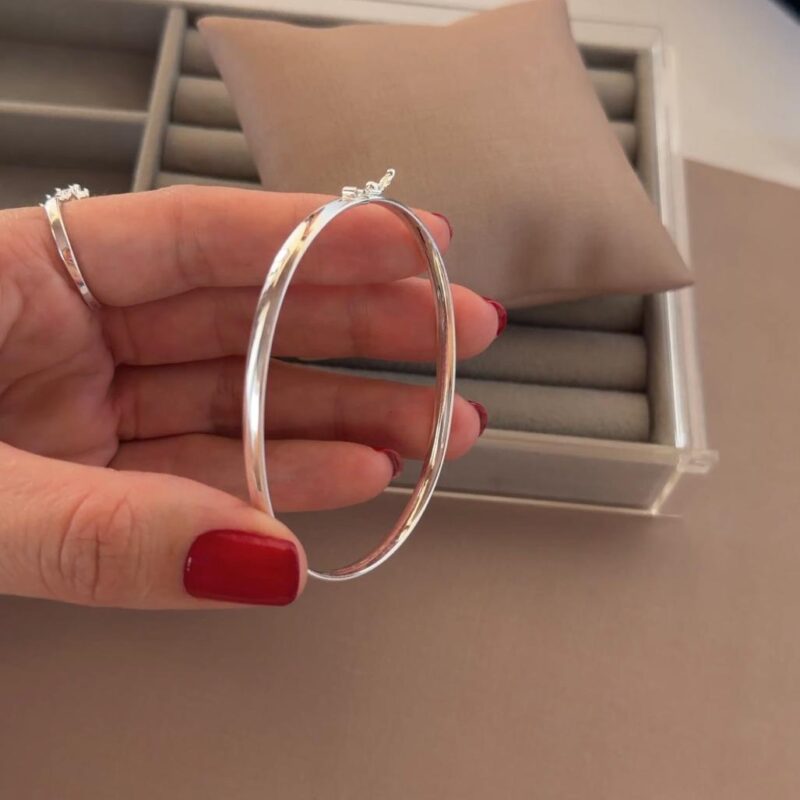 Bracelete largo fio oval 4mm